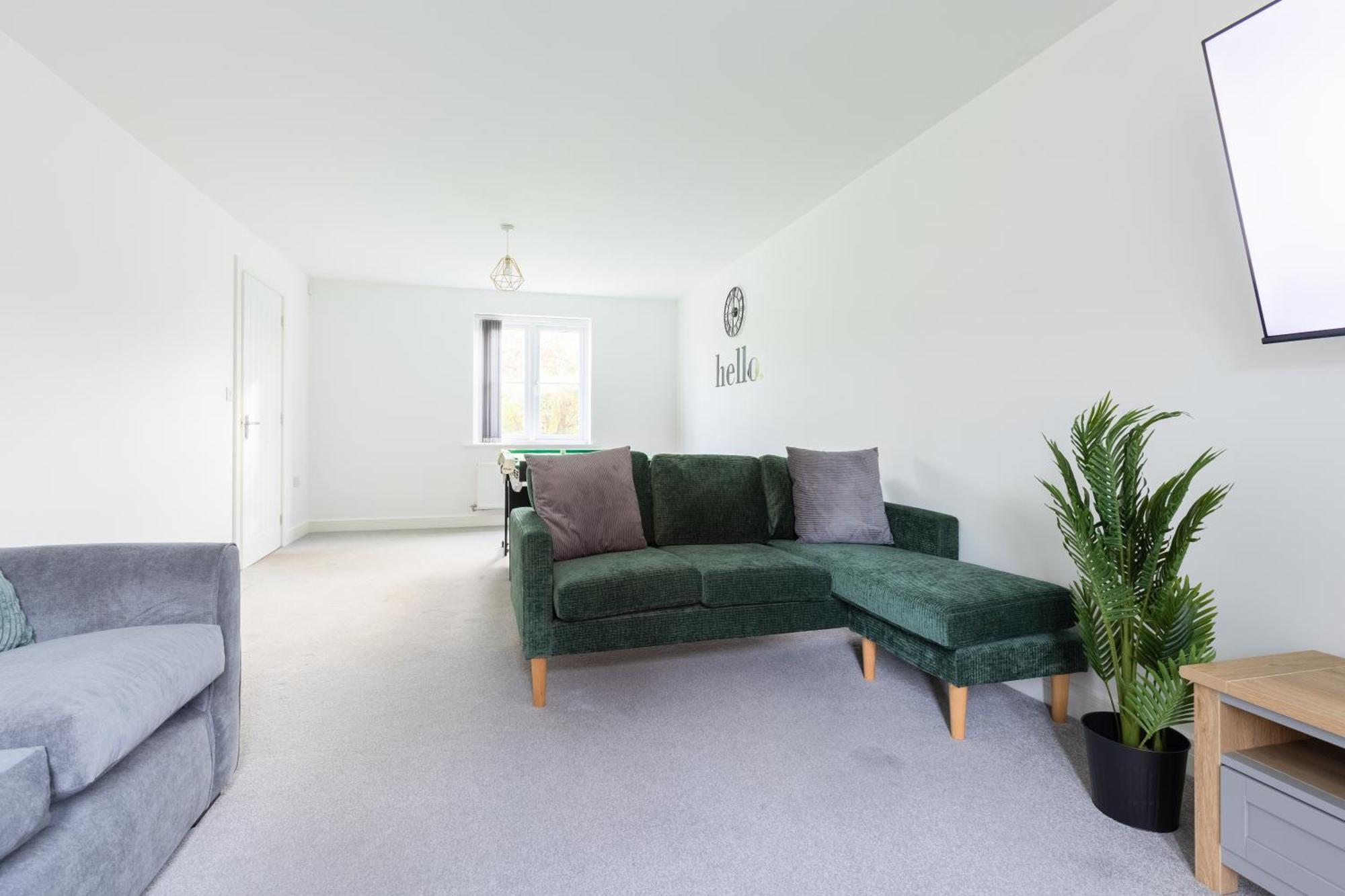 Spacious 4-Bedroom Home Near City Centre With Parking Nottingham Buitenkant foto